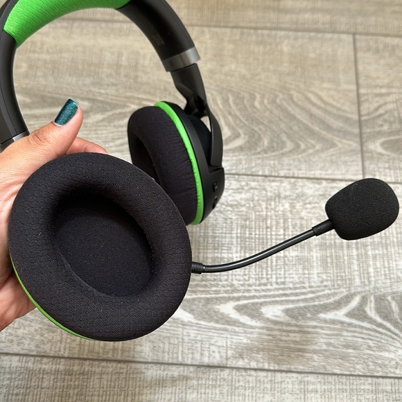 Razer Kaira Pro Wireless Gaming Headset for Xbox Series X|S - Picture 3 of 12